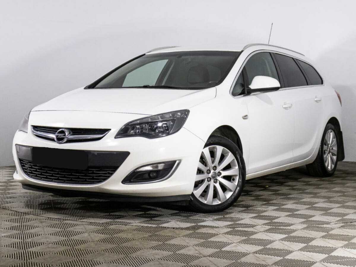 Opel Astra с пробегом — 2015 год. Фото: #0