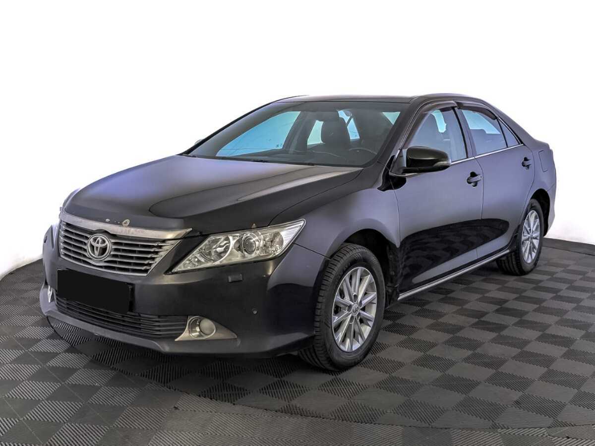 Toyota Camry с пробегом — 2014 год. Посмотреть фото