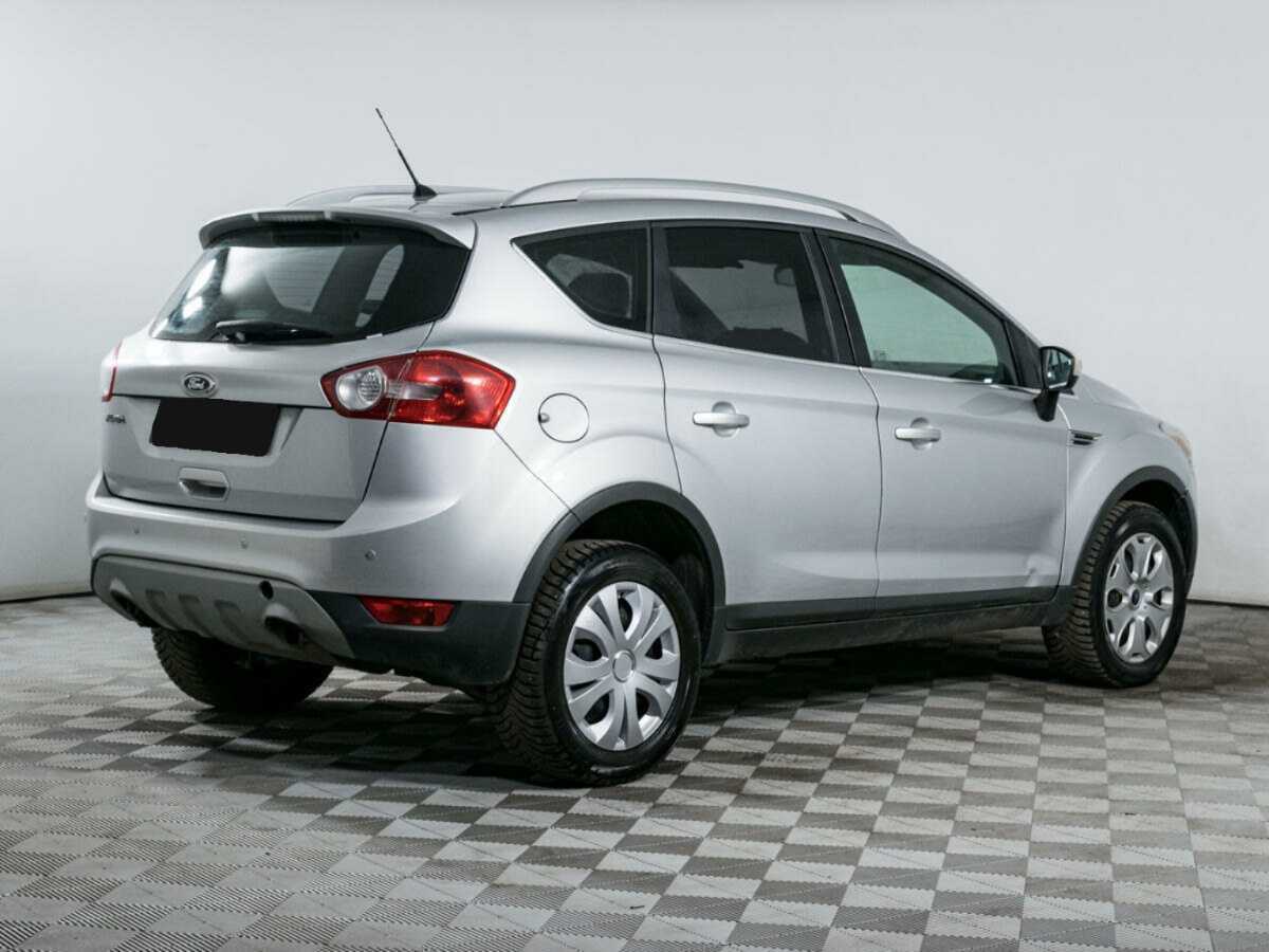 Ford Kuga с пробегом — 2012 год. Фото: #2