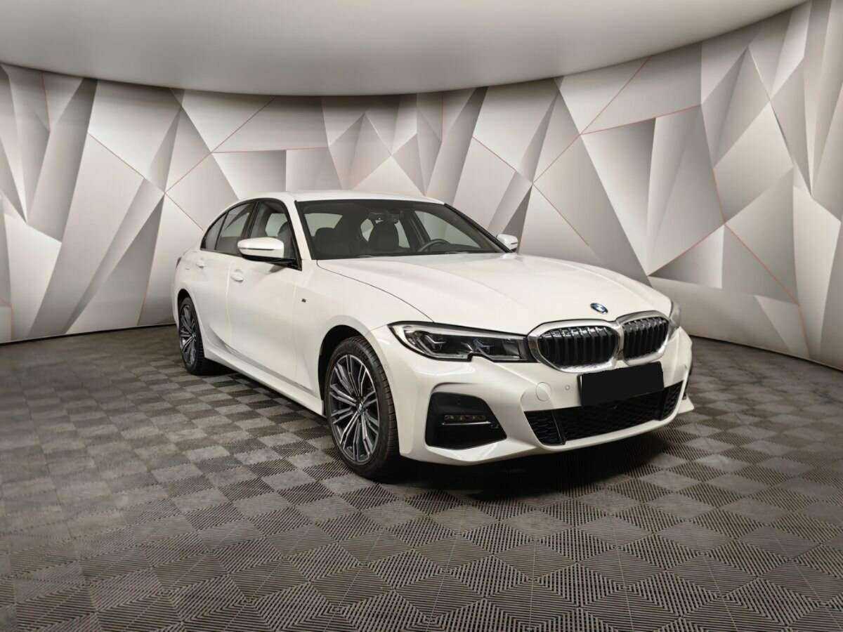 BMW 3 серии с пробегом — 2020 год. Фото: #2