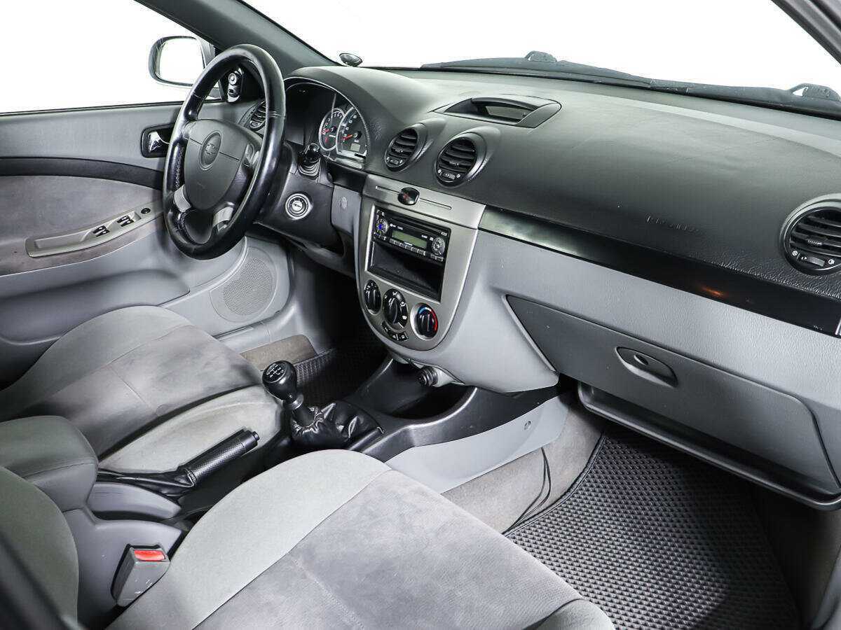 Chevrolet Lacetti с пробегом — 2007 год. Фото: #8