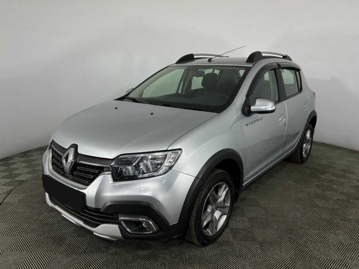 Renault Sandero с пробегом — 2021 год. Посмотреть фото