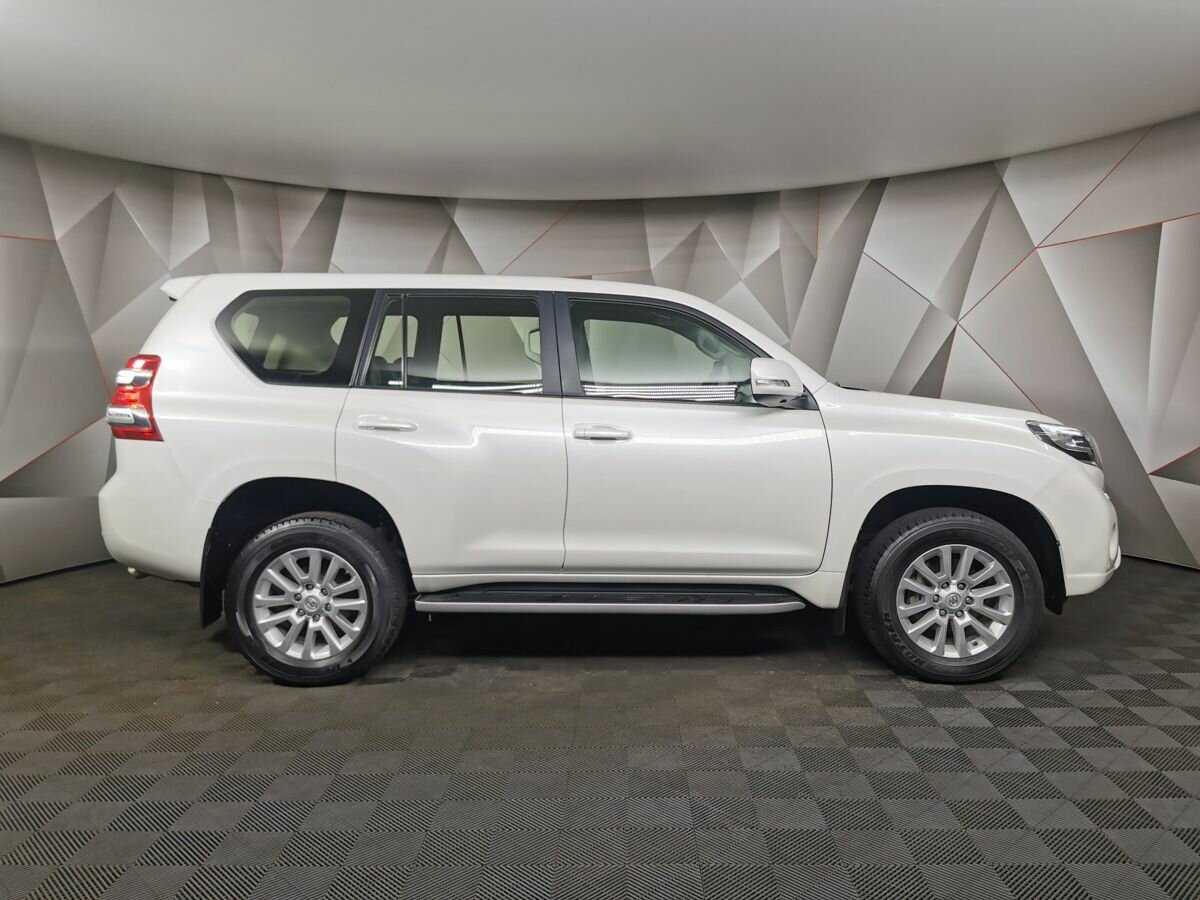 Toyota Land Cruiser Prado с пробегом — 2014 год. Фото: #5