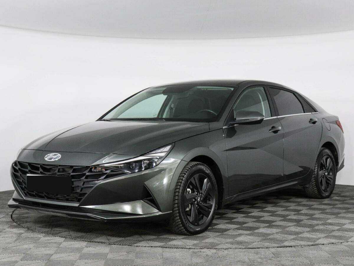 Hyundai Elantra с пробегом — 2022 год. Фото: #0