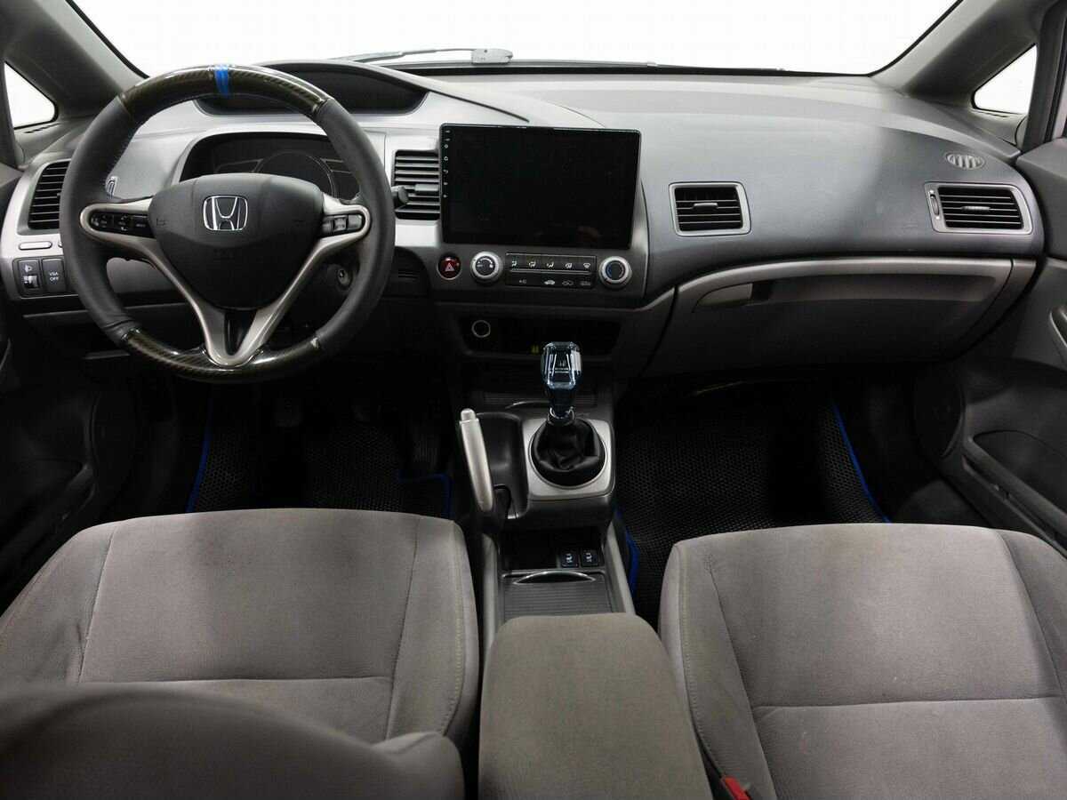 Honda Civic с пробегом — 2007 год. Фото: #12