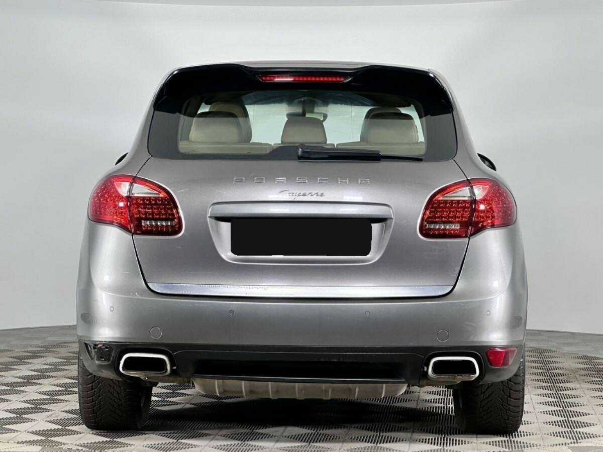Porsche Cayenne с пробегом — 2012 год. Фото: #3