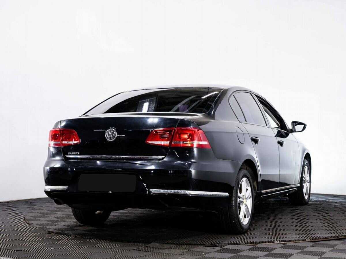Volkswagen Passat с пробегом — 2011 год. Фото: #5