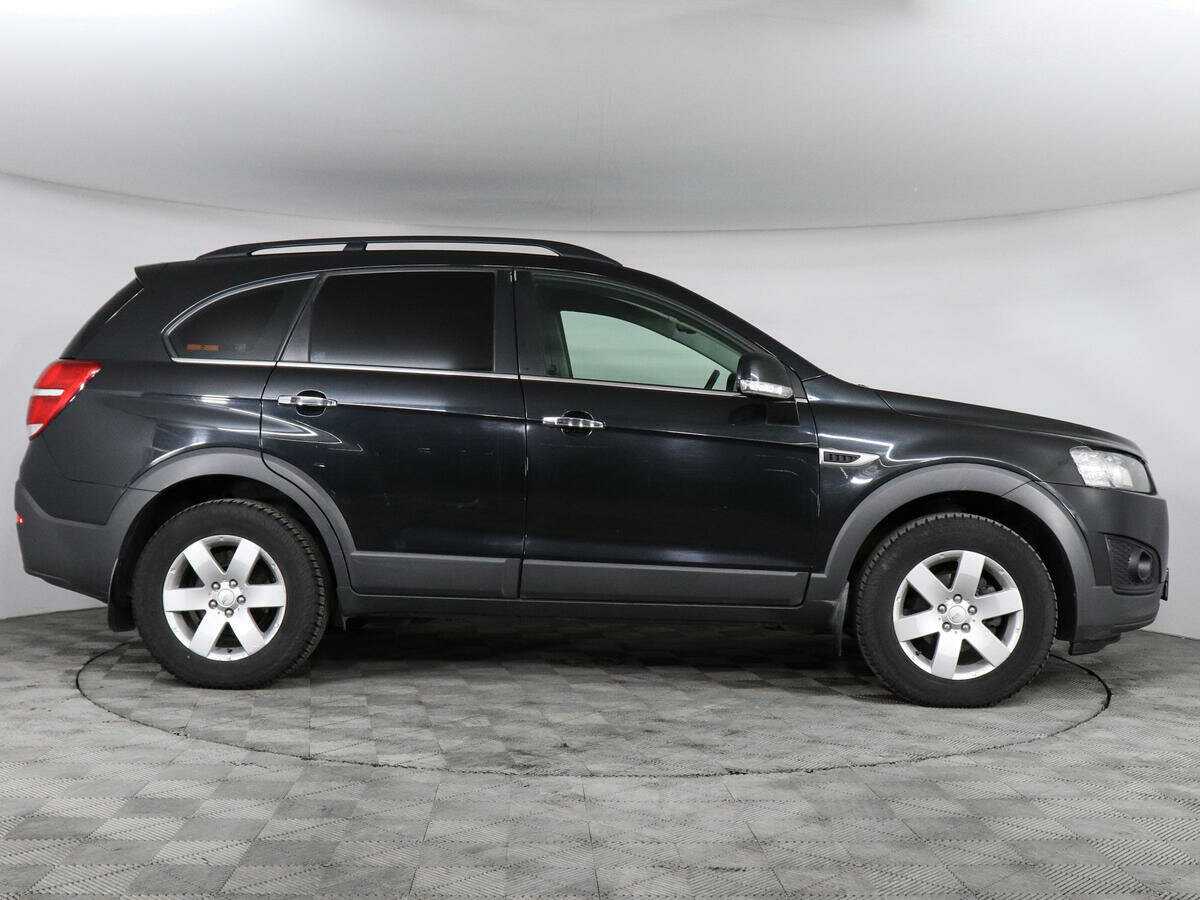 Chevrolet Captiva с пробегом — 2014 год. Фото: #3