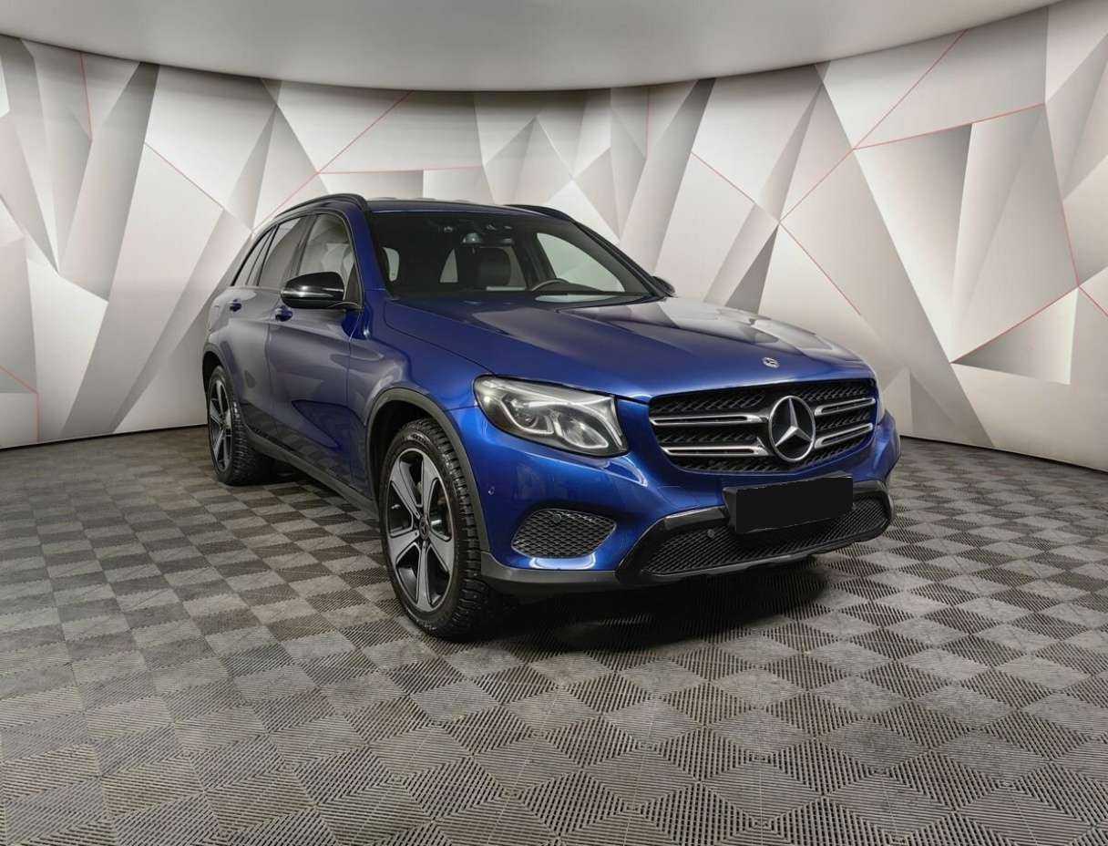 Mercedes-Benz GLC с пробегом — 2017 год. Фото: #2