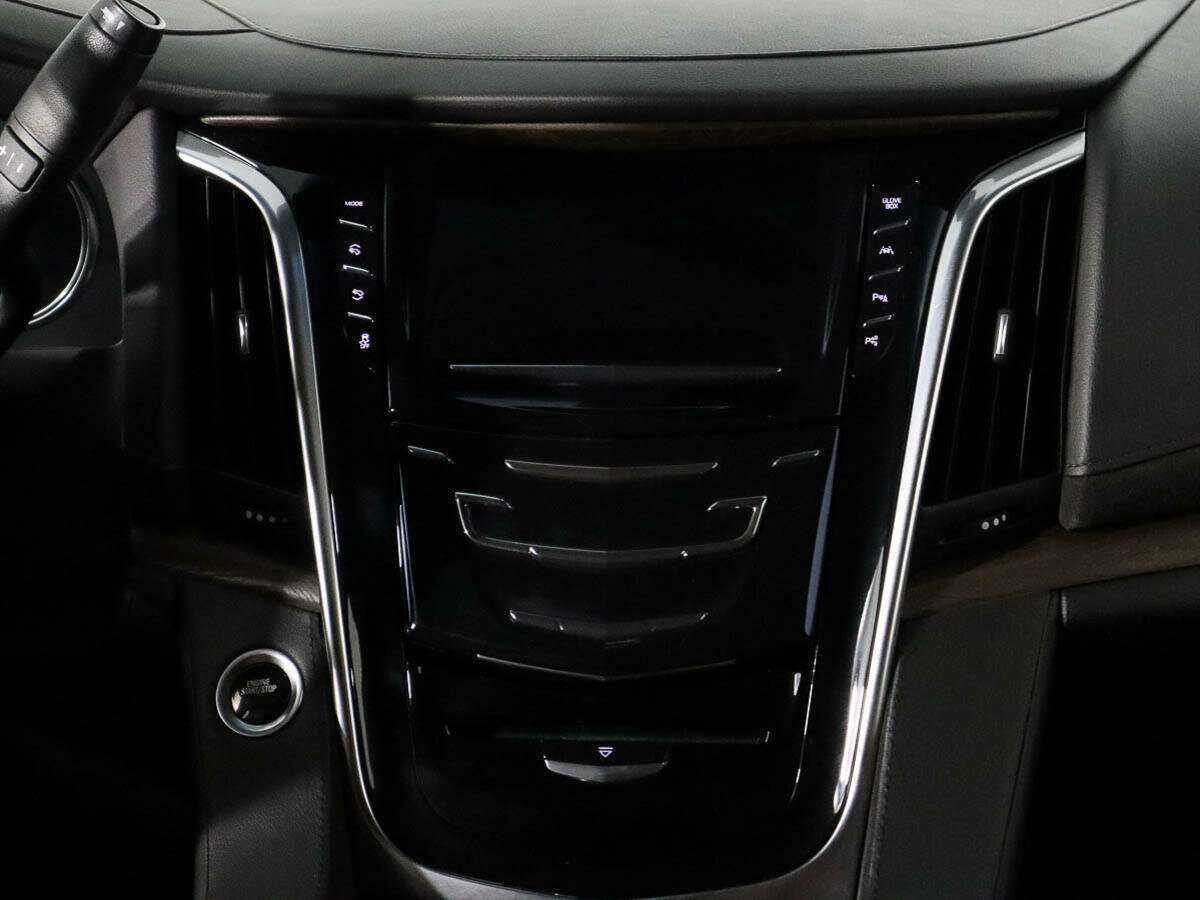 Cadillac Escalade с пробегом — 2019 год. Фото: #12