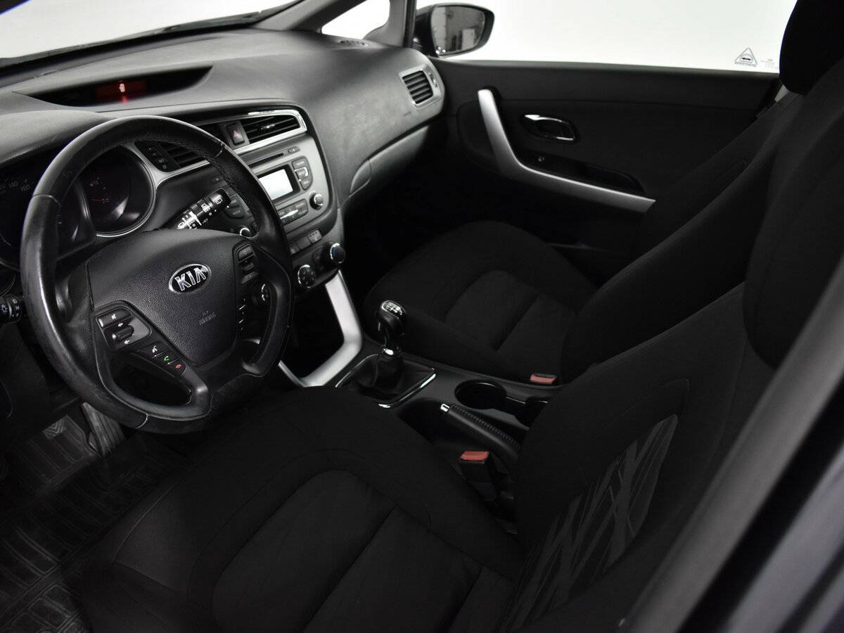 Kia Ceed с пробегом — 2016 год. Фото: #8
