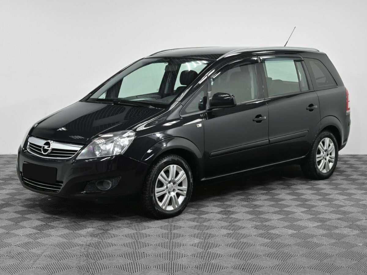 Opel Zafira с пробегом — 2012 год. Фото: #0