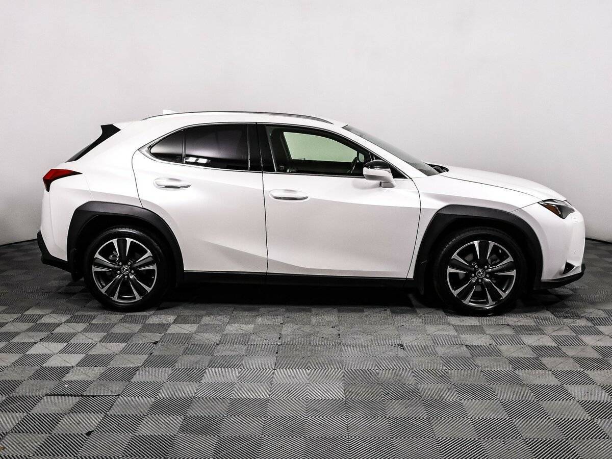 Lexus UX с пробегом — 2019 год. Фото: #3