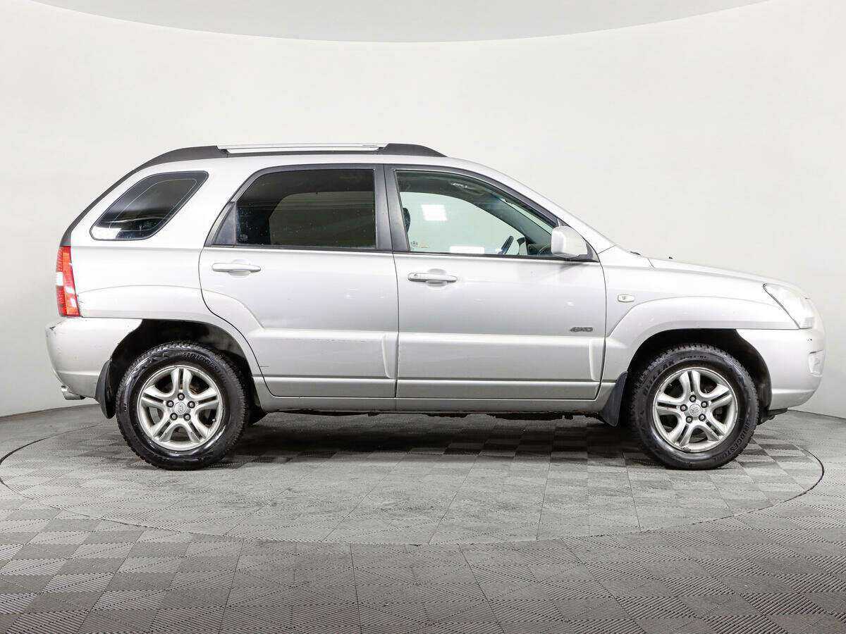 Kia Sportage с пробегом — 2007 год. Фото: #3