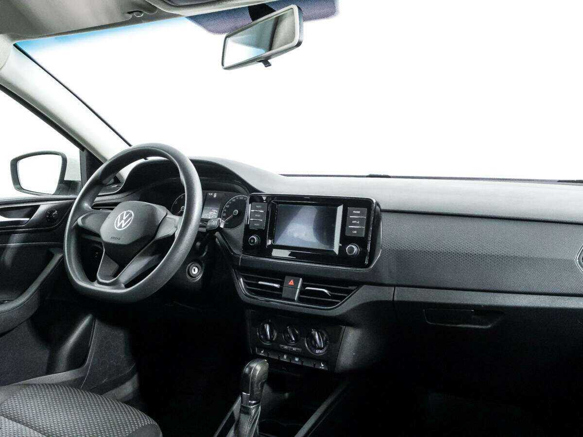 Volkswagen Polo с пробегом — 2021 год. Фото: #7