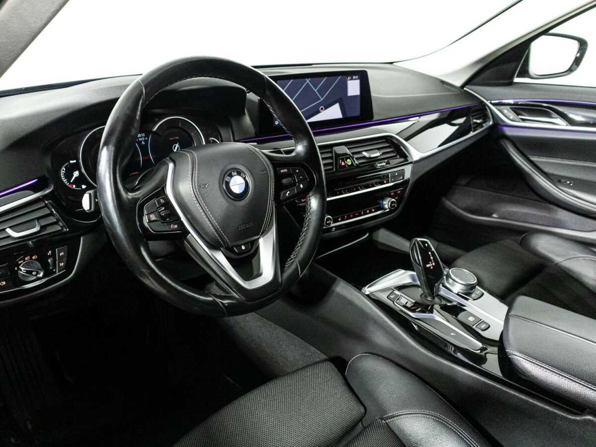 BMW 5 серии с пробегом — 2019 год. Фото: #10
