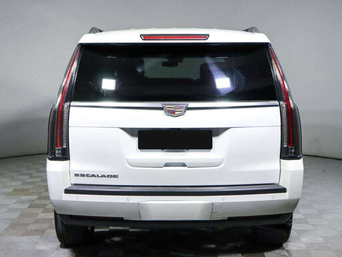 Cadillac Escalade с пробегом — 2018 год. Фото: #5