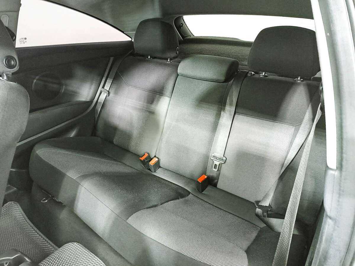Opel Astra с пробегом — 2008 год. Фото: #9