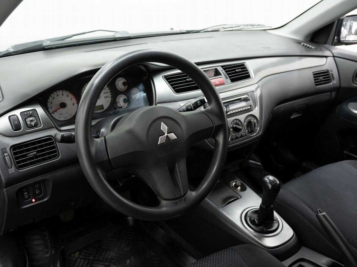 Mitsubishi Lancer с пробегом — 2007 год. Фото: #6