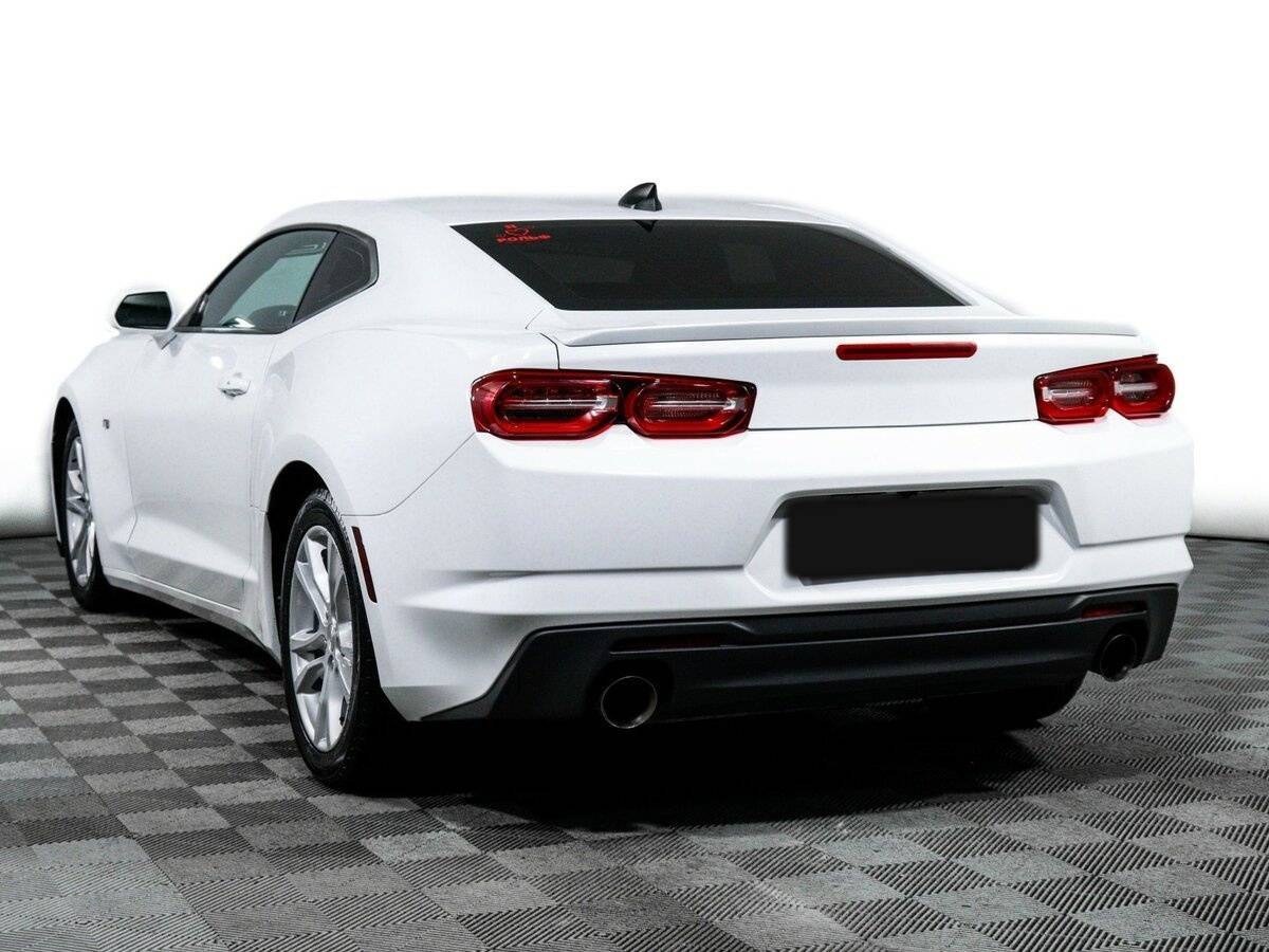 Chevrolet Camaro с пробегом — 2020 год. Фото: #6