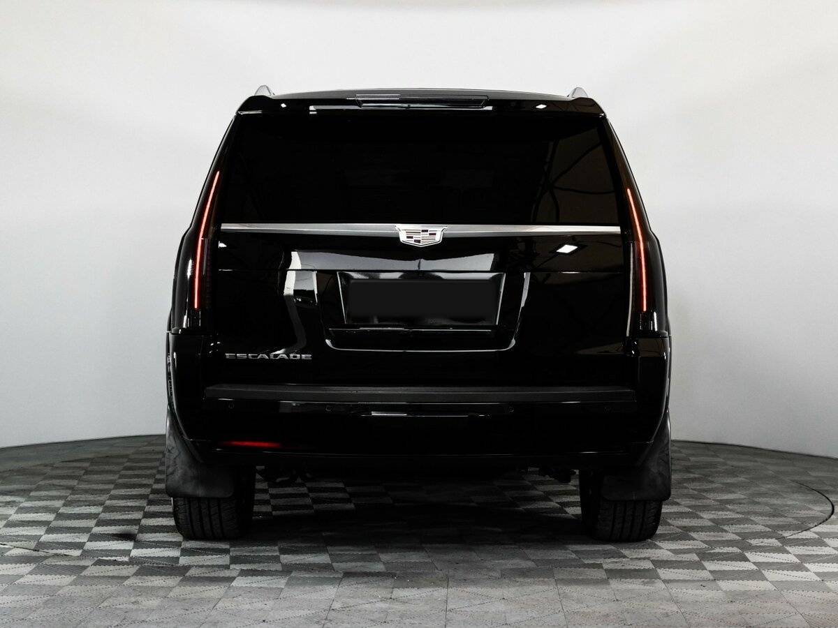 Cadillac Escalade с пробегом — 2015 год. Фото: #4