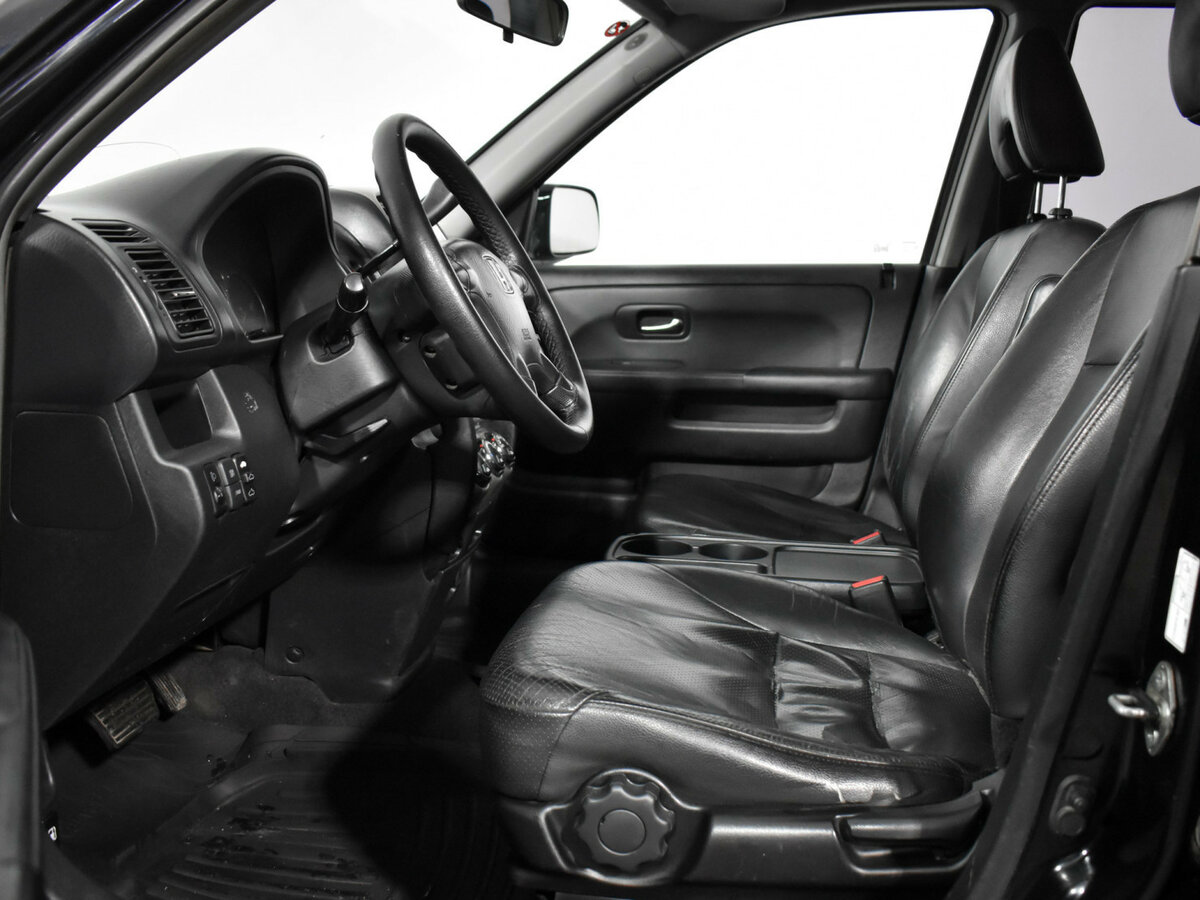 Honda CR-V с пробегом — 2005 год. Фото: #8