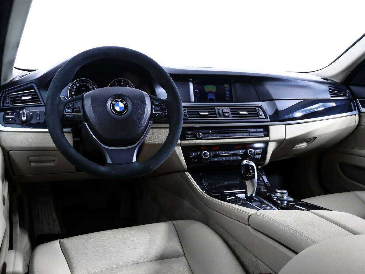 BMW 5 серии с пробегом — 2012 год. Фото: #10