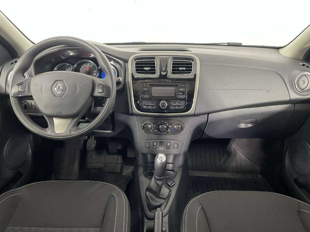 Renault Logan с пробегом — 2016 год. Фото: #6