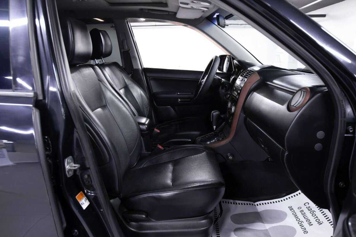 Suzuki Grand Vitara с пробегом — 2010 год. Фото: #13