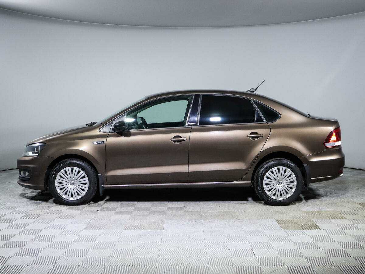 Volkswagen Polo с пробегом — 2017 год. Фото: #7