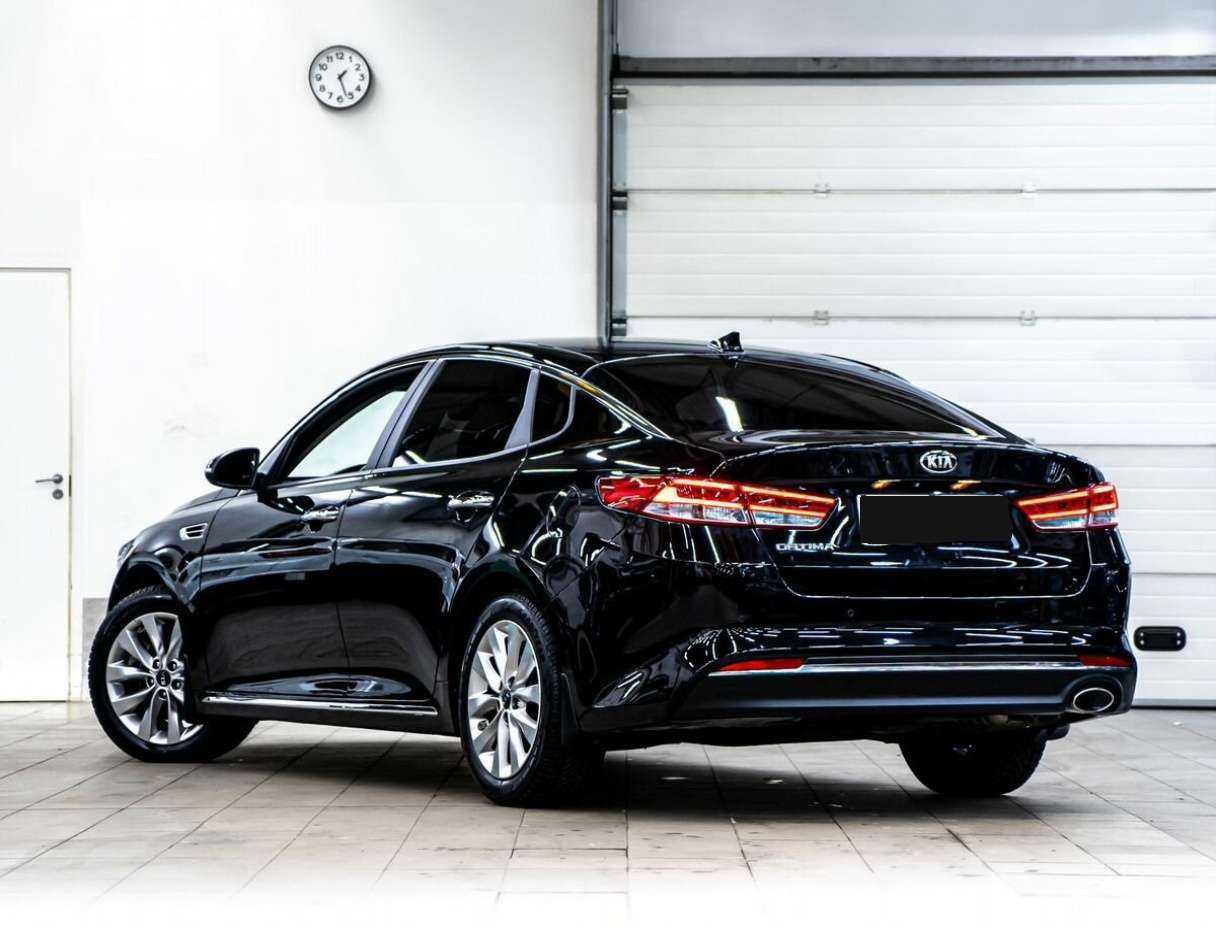 Kia Optima с пробегом — 2017 год. Фото: #3