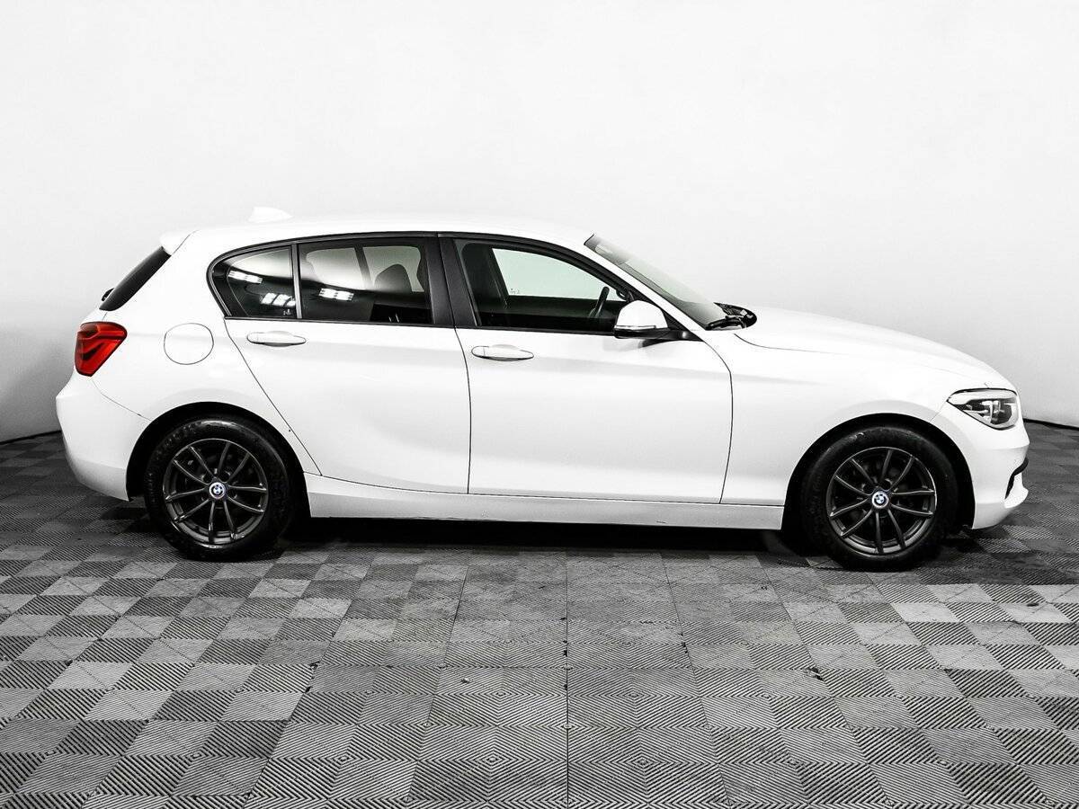 BMW 1 серии с пробегом — 2017 год. Фото: #3
