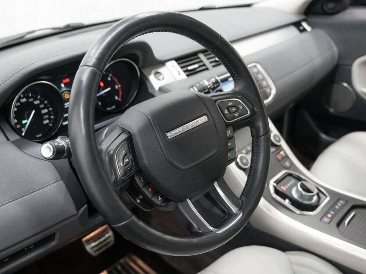 Land Rover Range Rover Evoque с пробегом — 2015 год. Фото: #17