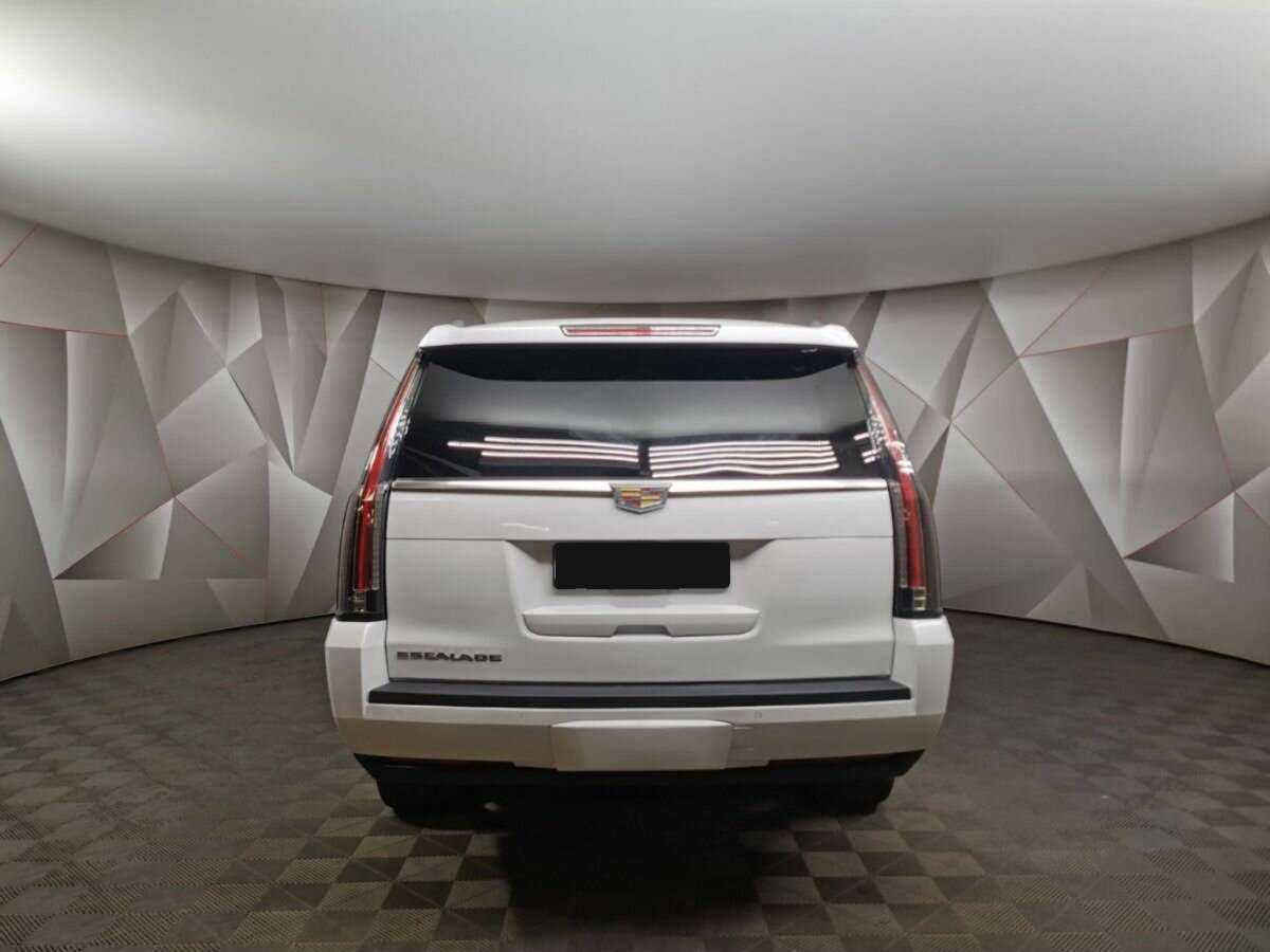 Cadillac Escalade с пробегом — 2016 год. Фото: #7