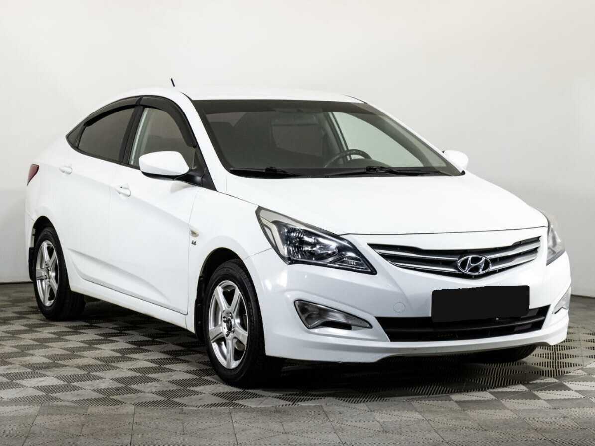 Hyundai Solaris с пробегом — 2015 год. Фото: #2