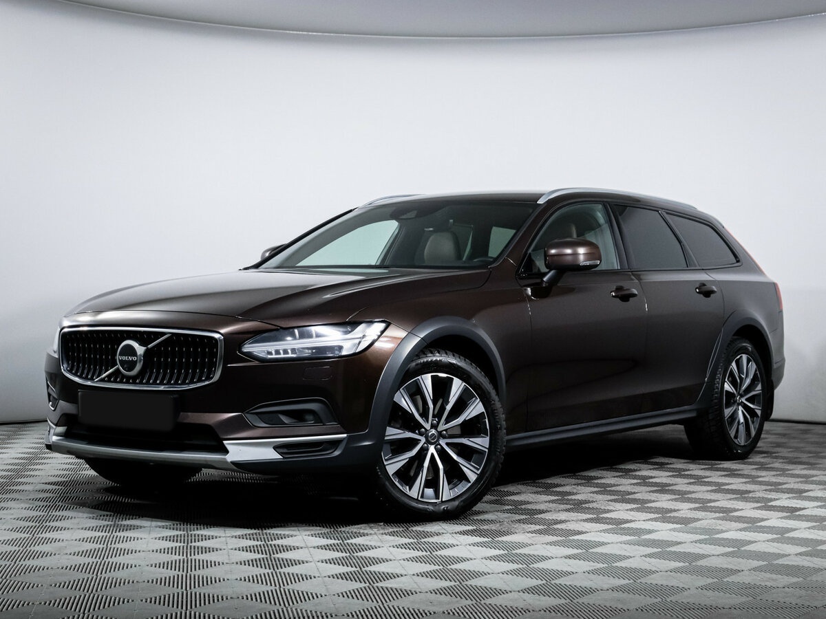 Volvo V90 Cross Country с пробегом — 2021 год. Посмотреть фото