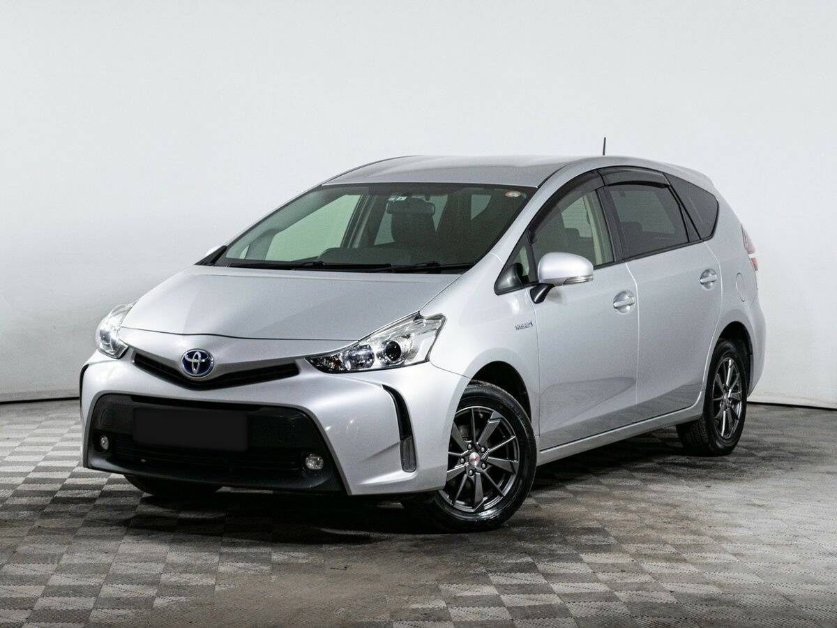 Toyota Prius Alpha с пробегом — 2017 год. Фото: #0