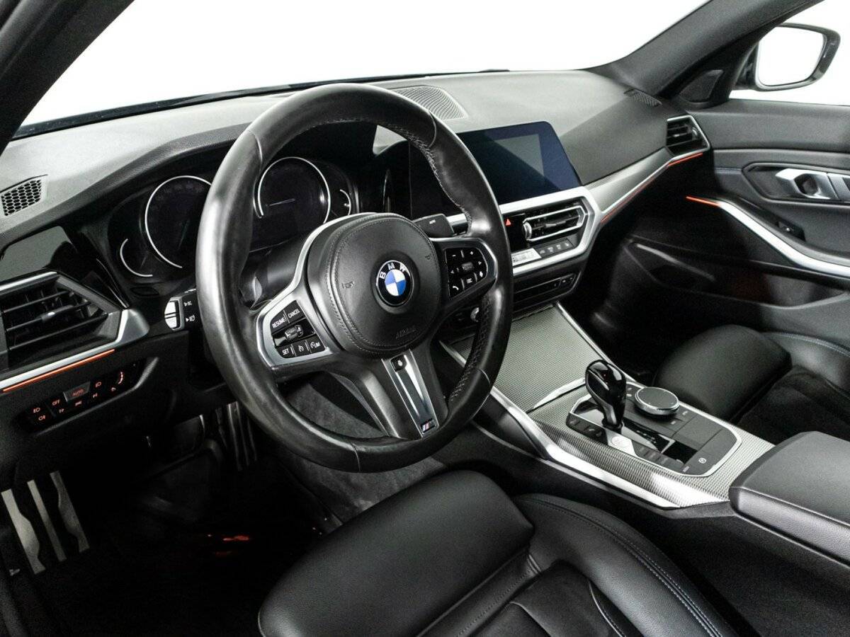 BMW 3 серии с пробегом — 2020 год. Фото: #10