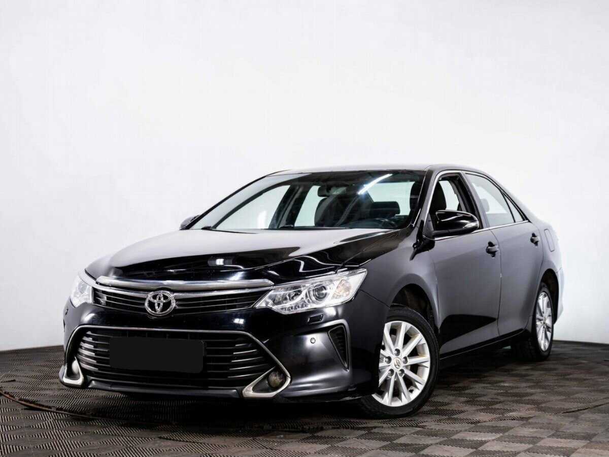 Toyota Camry с пробегом — 2016 год. Фото: #0
