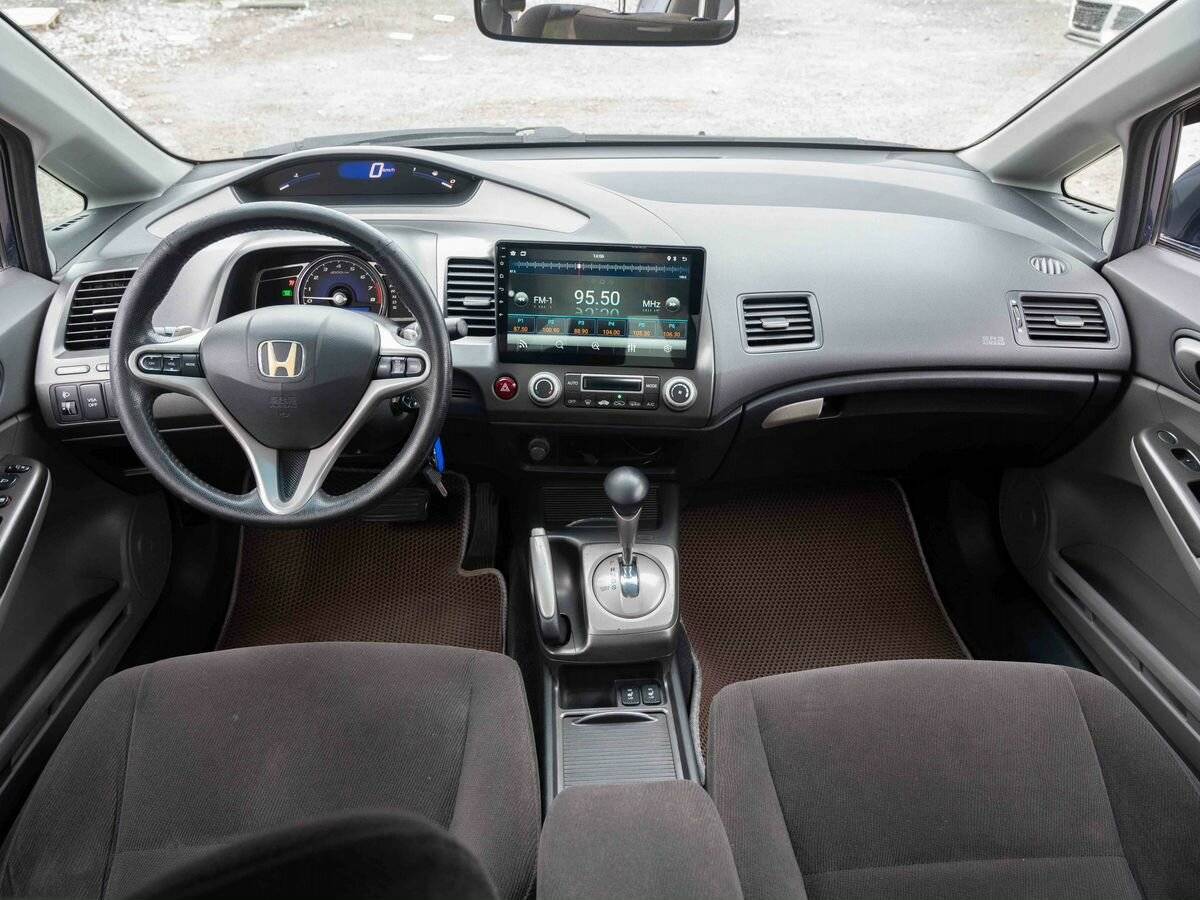 Honda Civic с пробегом — 2006 год. Фото: #12
