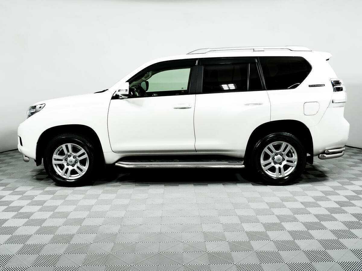 Toyota Land Cruiser Prado с пробегом — 2011 год. Фото: #7