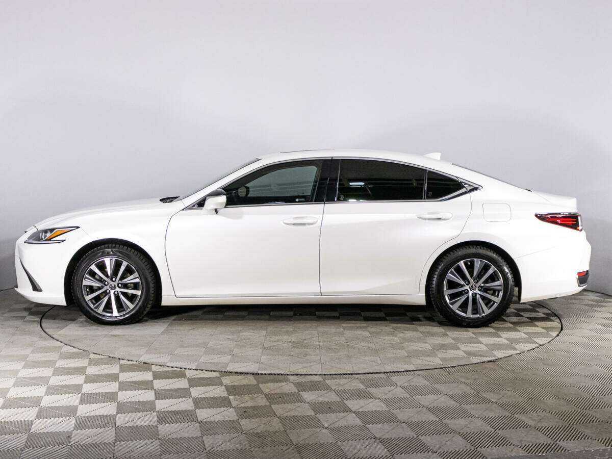 Lexus ES с пробегом — 2019 год. Фото: #7