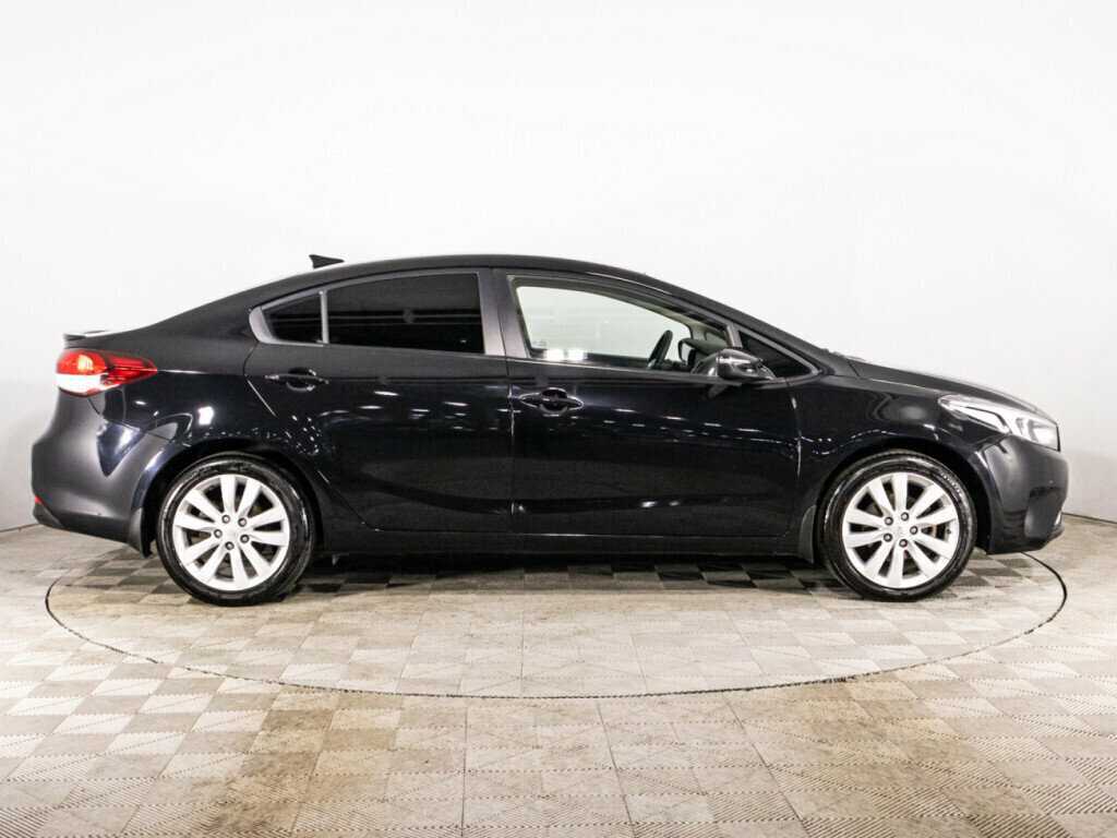 Kia Cerato с пробегом — 2017 год. Фото: #3