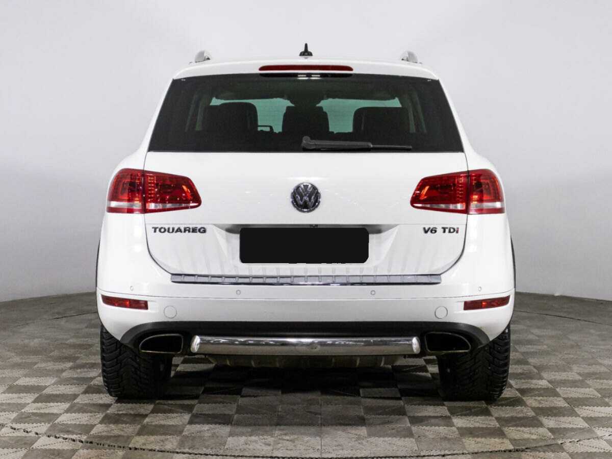 Volkswagen Touareg с пробегом — 2013 год. Фото: #5