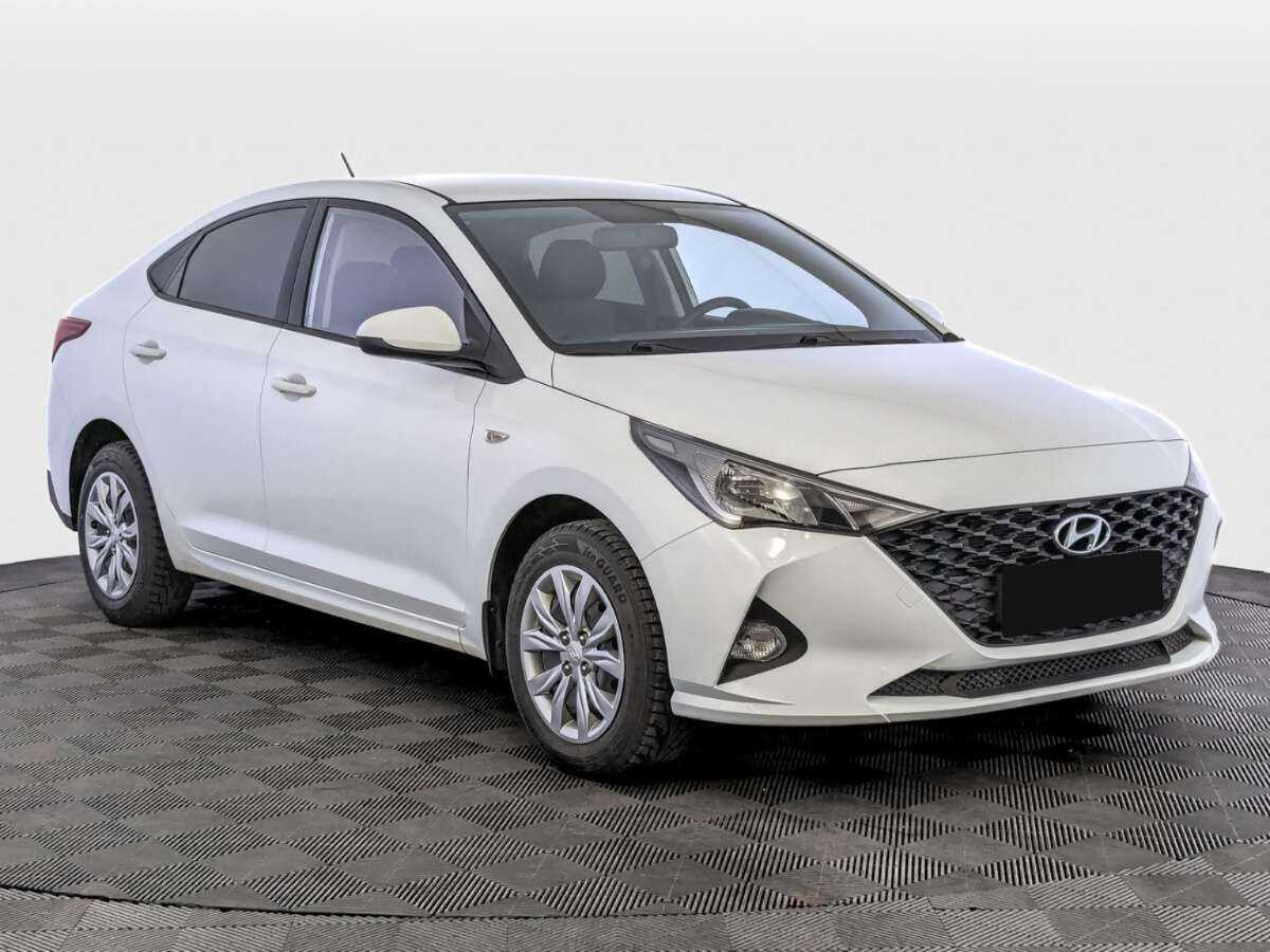 Hyundai Solaris с пробегом — 2020 год. Фото: #2