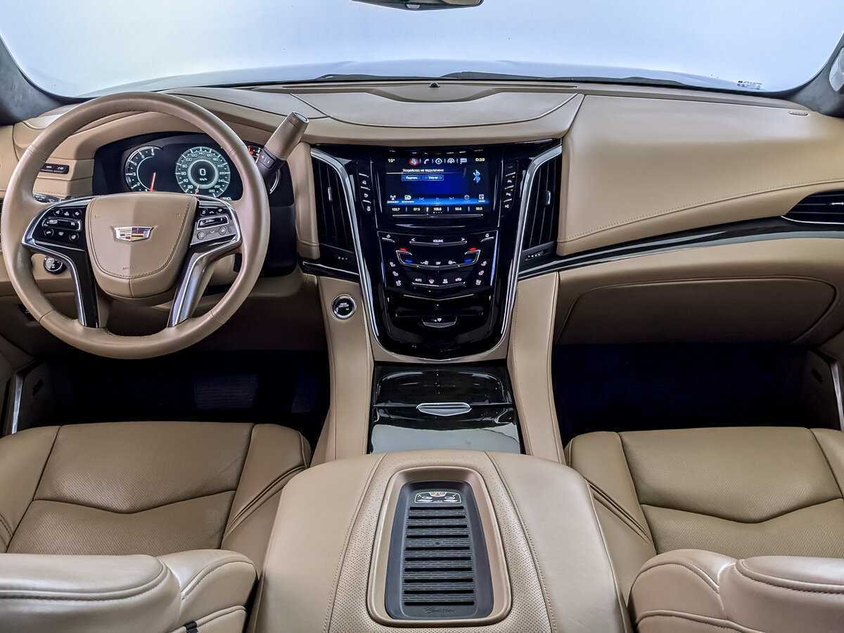Cadillac Escalade с пробегом — 2020 год. Фото: #11