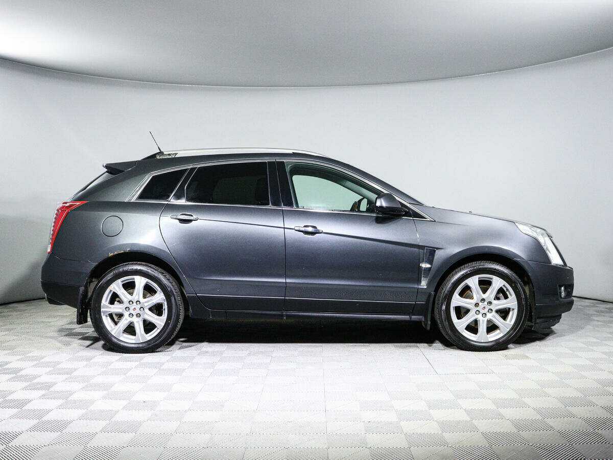Cadillac SRX с пробегом — 2011 год. Фото: #3