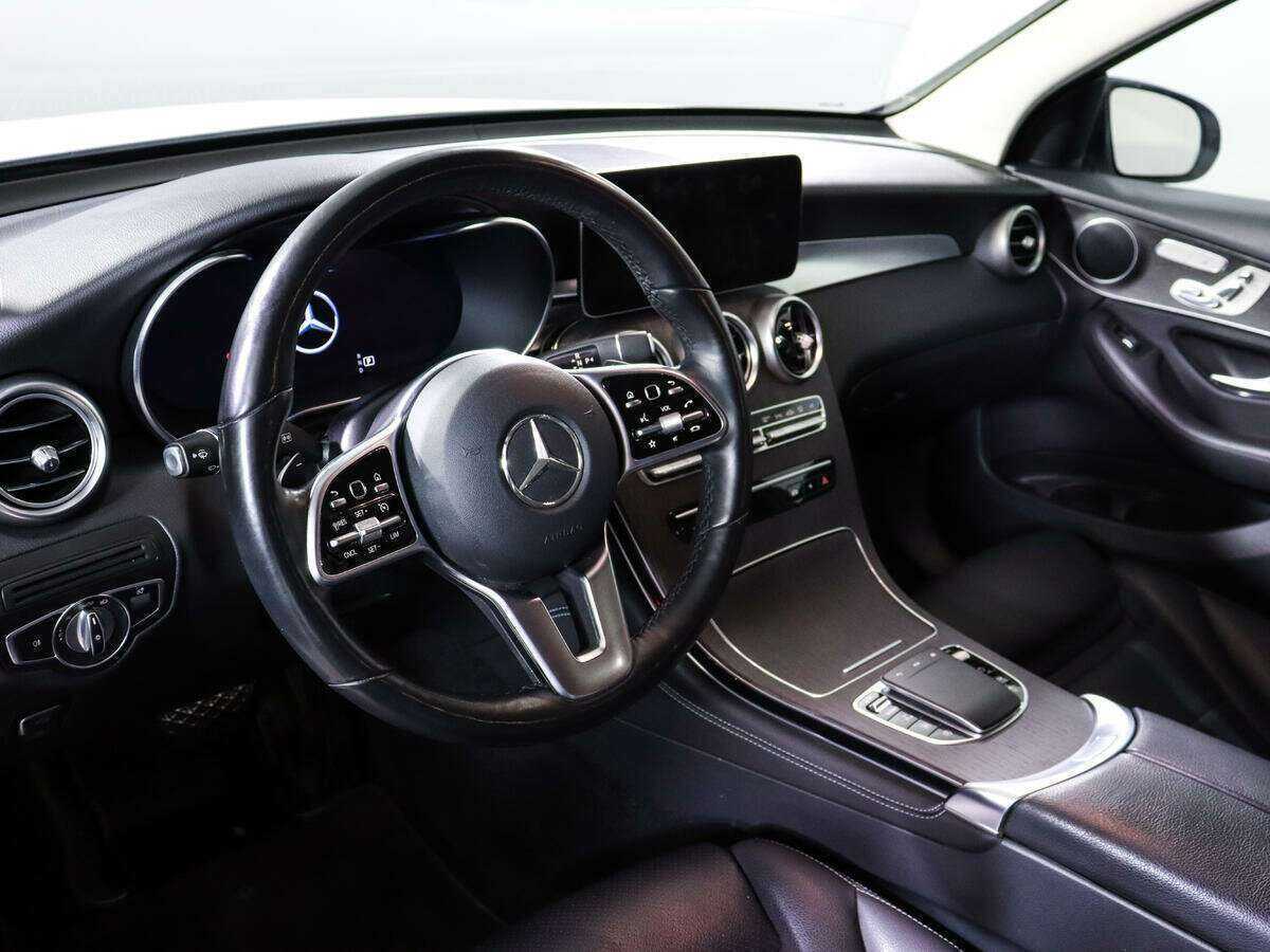 Mercedes-Benz GLC с пробегом — 2019 год. Фото: #11