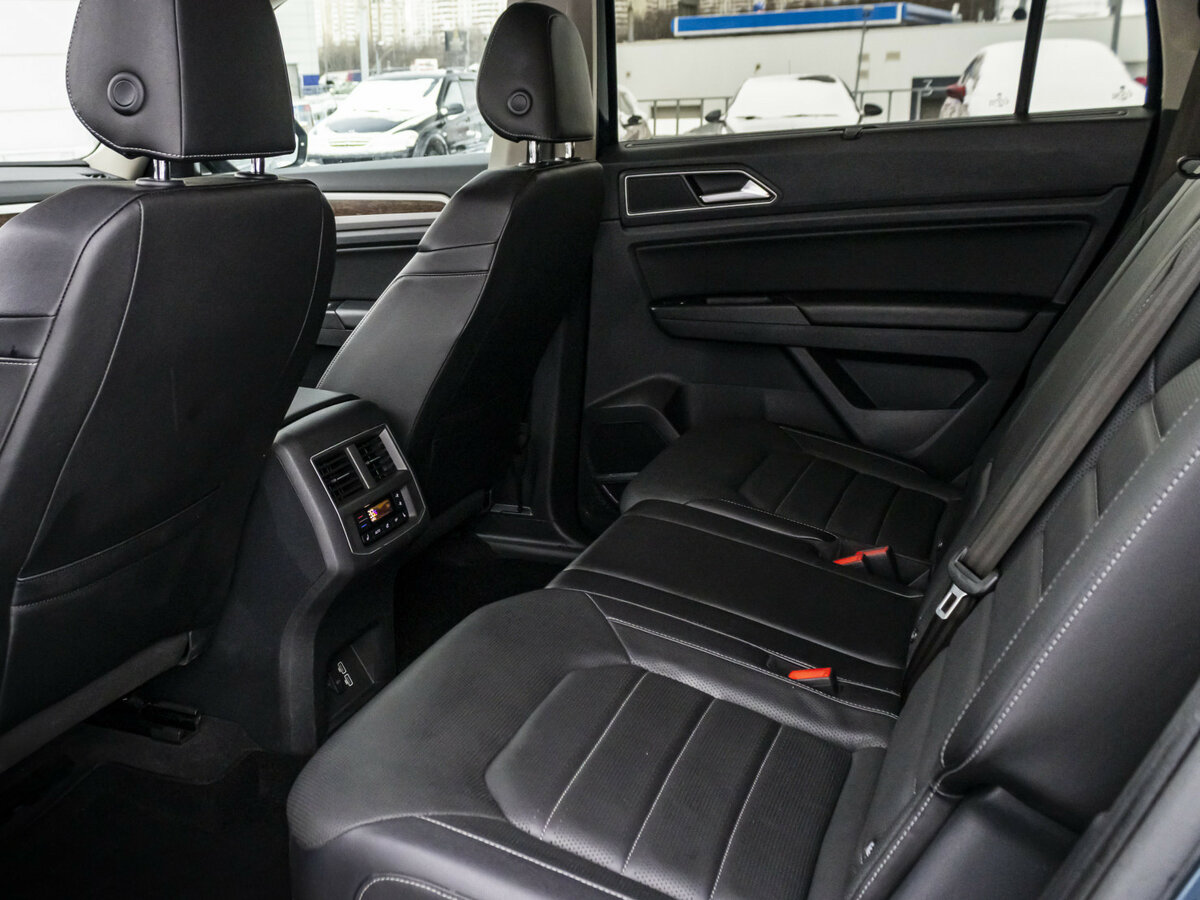 Volkswagen Teramont с пробегом — 2019 год. Фото: #13