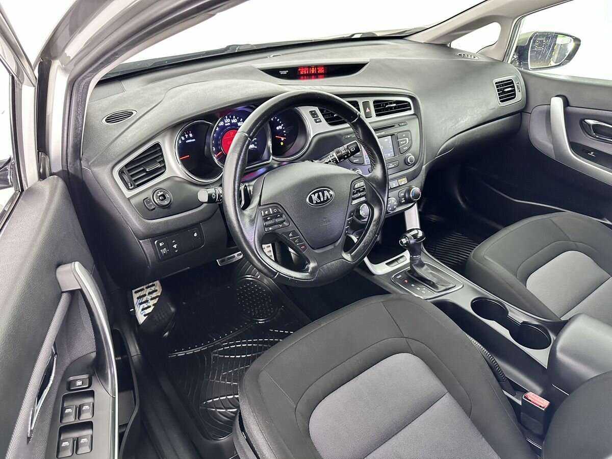 Kia Ceed с пробегом — 2014 год. Фото: #8